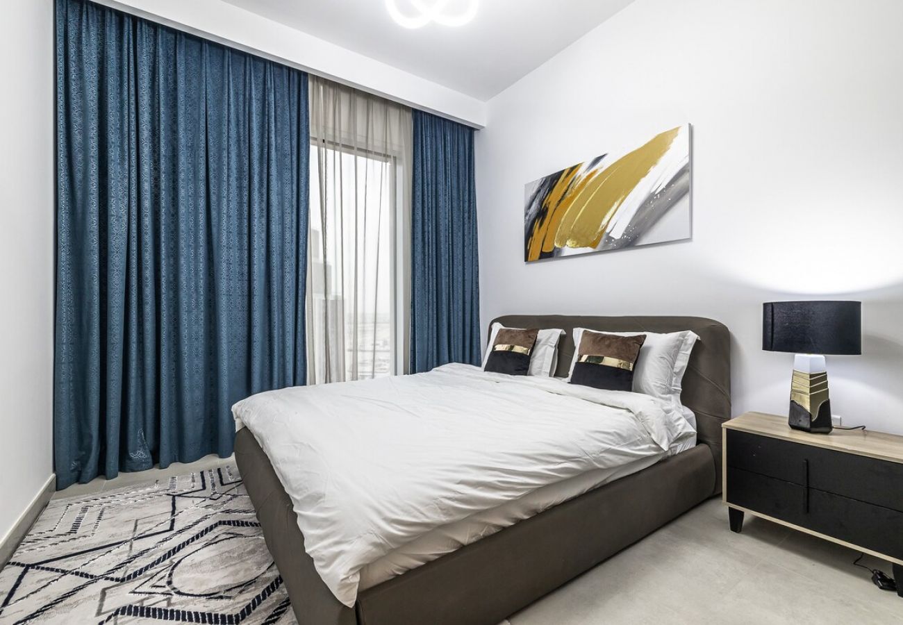 Апартаменты на Dubai - HHH - Spacious 2BDR Apartment  / Lagoons View / Close to the Airport 