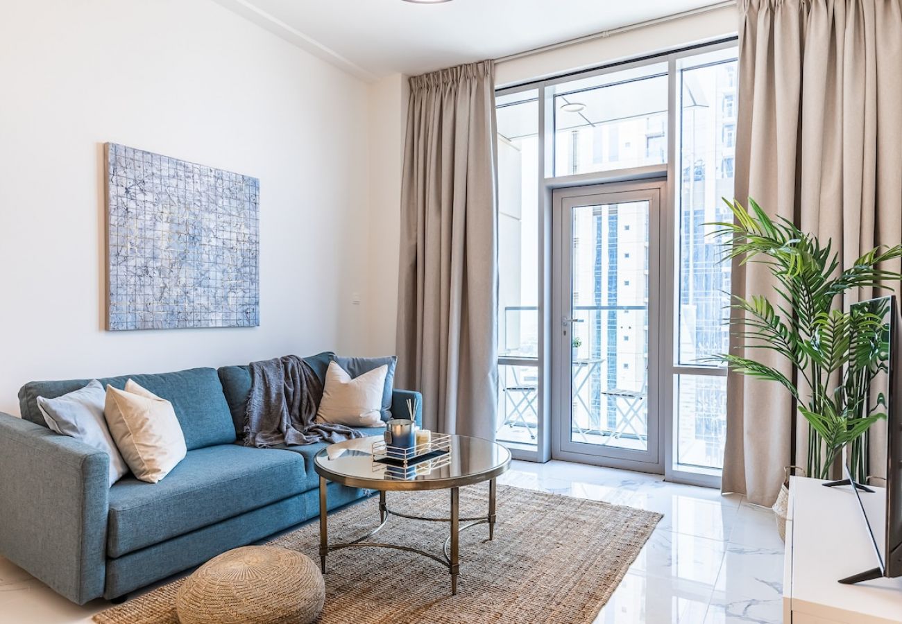 Апартаменты на Dubai - Superb 1-Bedroom Apartment in Amna Tower – Stunning Views of Burj Khalifa & Business Bay