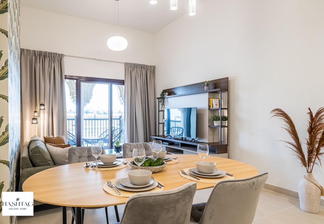 Апартаменты на Dubai - Modern 2BDR Apartment in Jumeirah Golf Estates 