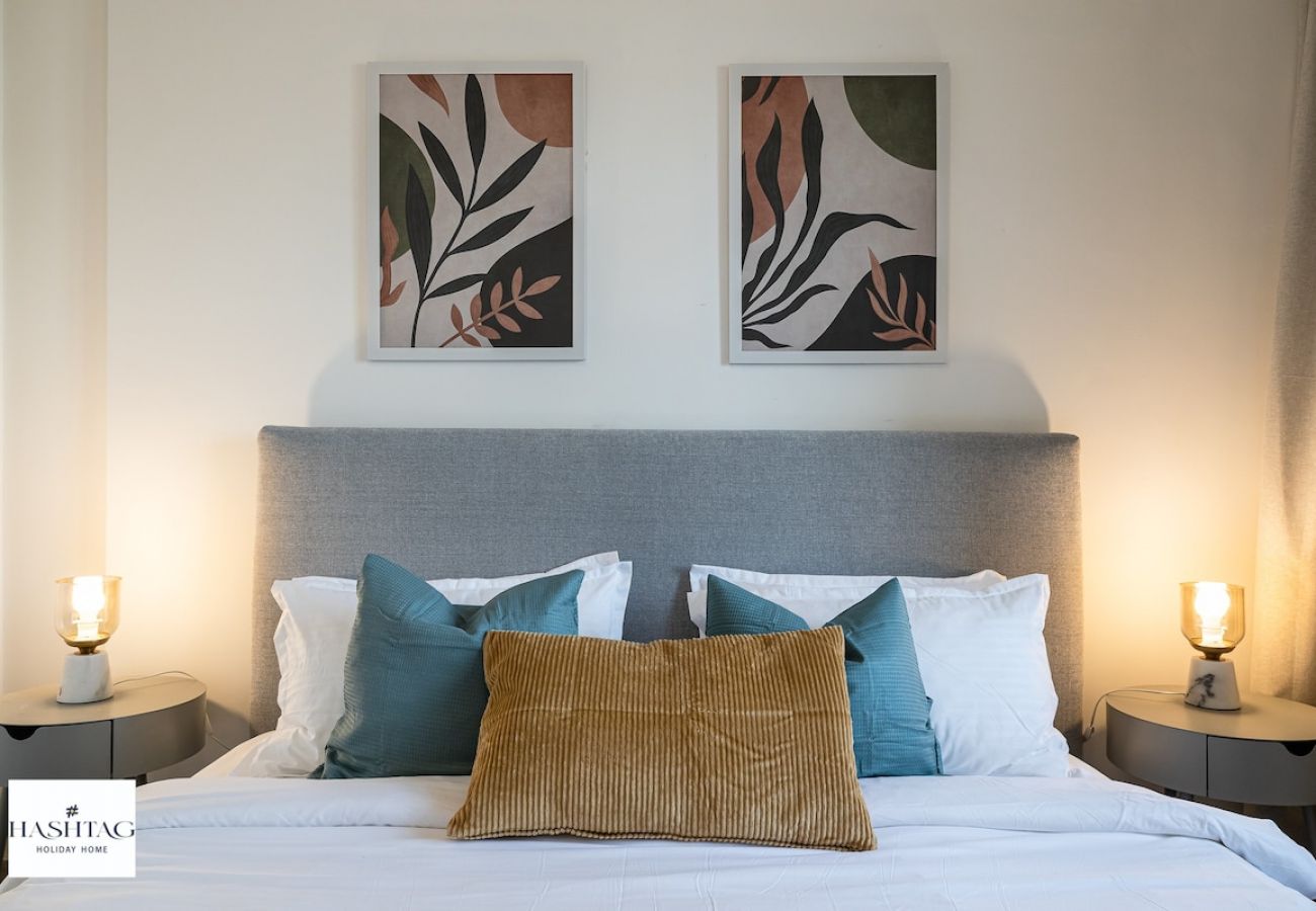 Апартаменты на Dubai - Modern 2BDR Apartment in Jumeirah Golf Estates 