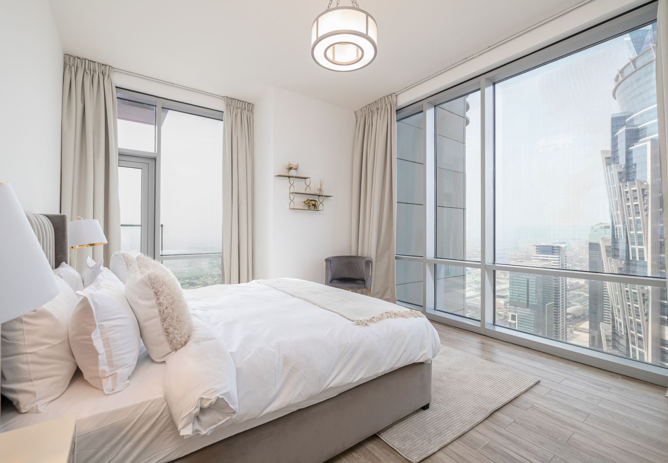 Апартаменты на Dubai - Spacious  3BDR + maid room / Business Bay /Noora Tower 