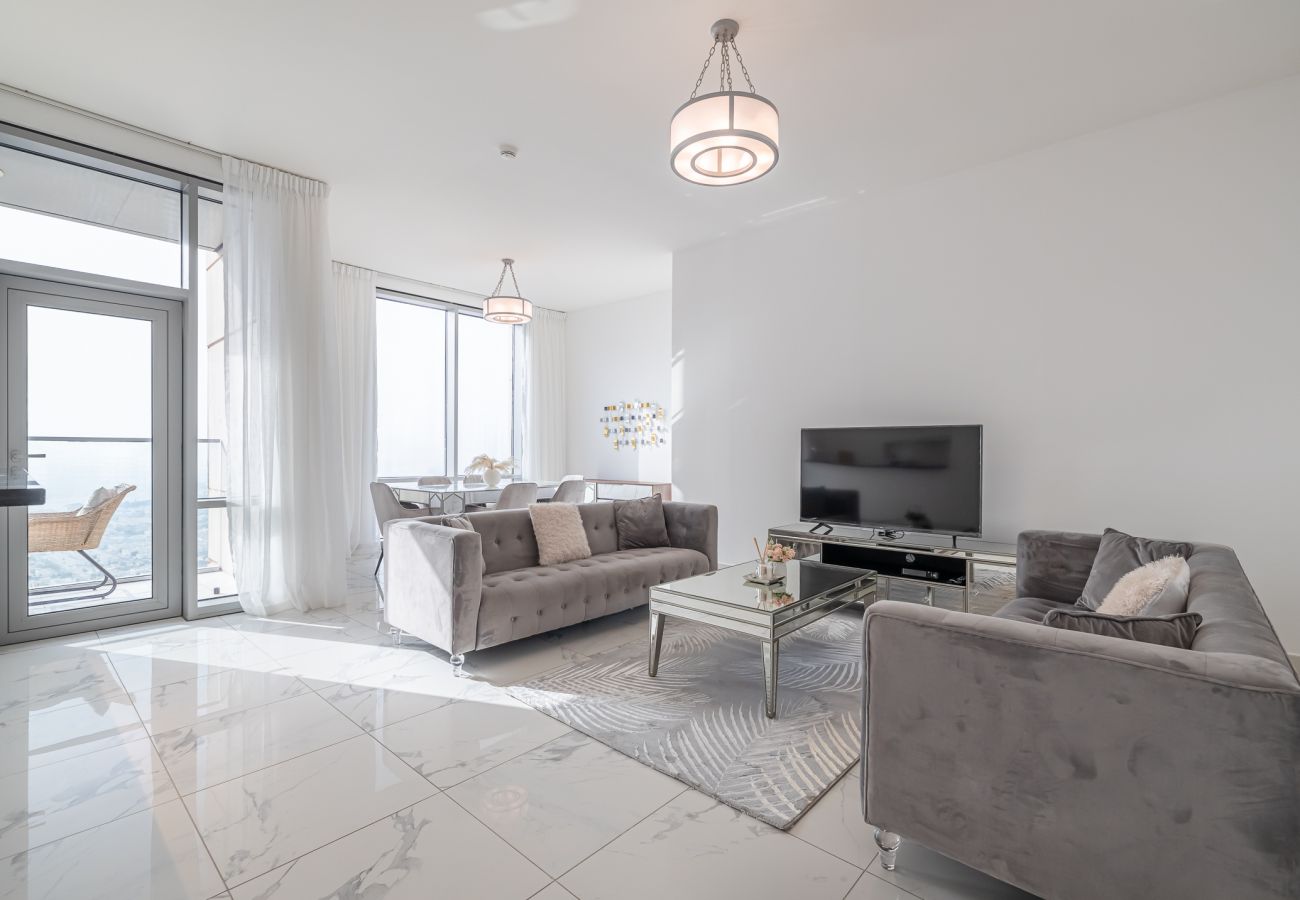 Апартаменты на Dubai - Spacious  3BDR + maid room / Business Bay /Noora Tower 