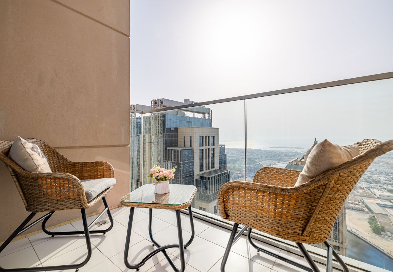Апартаменты на Dubai - Spacious  3BDR + maid room / Business Bay /Noora Tower 