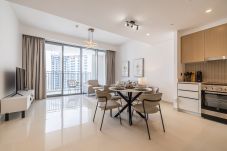 Апартаменты на Dubai - Newly furnished 1BDR Apartment in Creek Harbour / 17 Icon Bay