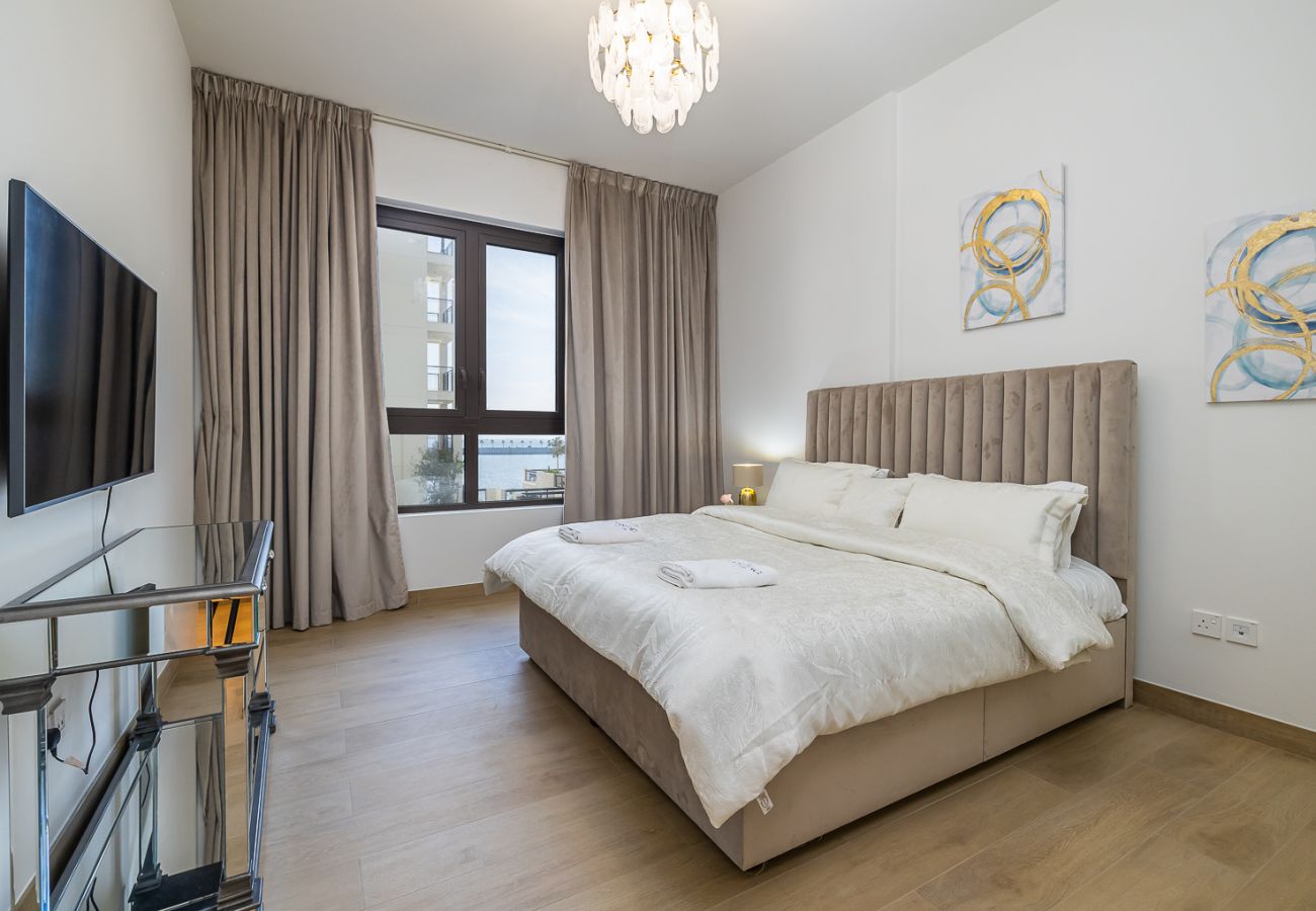 Апартаменты на Dubai - Chic 1-Bedroom Apartment with Stunning Views in La Mer