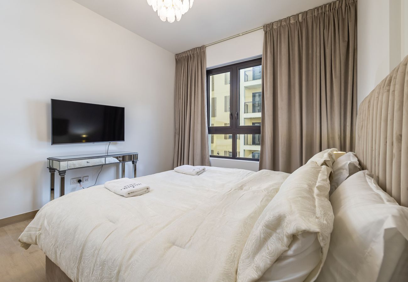 Апартаменты на Dubai - Chic 1-Bedroom Apartment with Stunning Views in La Mer