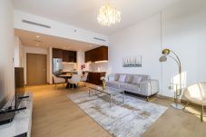 Апартаменты на Dubai - Partial Sea View Apartment in La Mer 