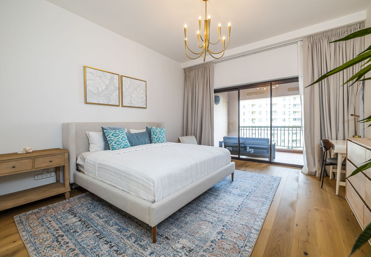 Апартаменты на Dubai - Spacious 2-Bedroom Apartment with Balcony on The Palm – Golden Mile