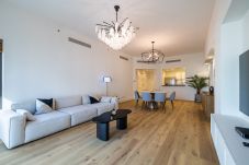 Апартаменты на Dubai - Palm View Apartment on Palm Jumeirah Golden Mile