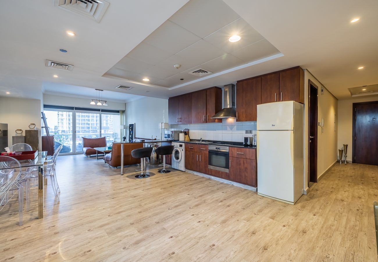 Апартаменты на Dubai - Stylish 1-Bedroom Apartment with Lake Views in JLT – Lake View Tower