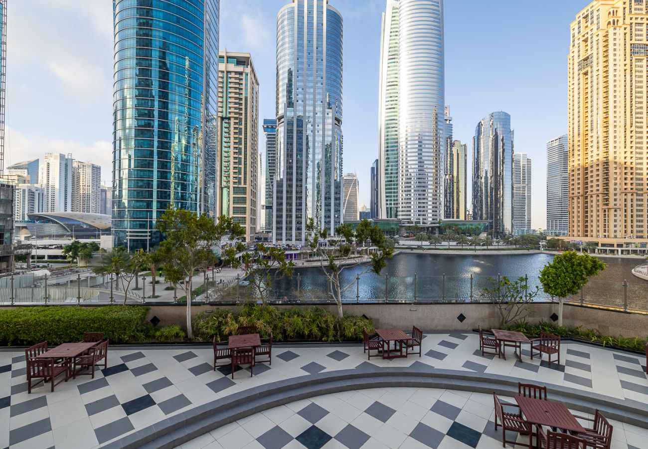 Апартаменты на Dubai - Stylish 1-Bedroom Apartment with Lake Views in JLT – Lake View Tower