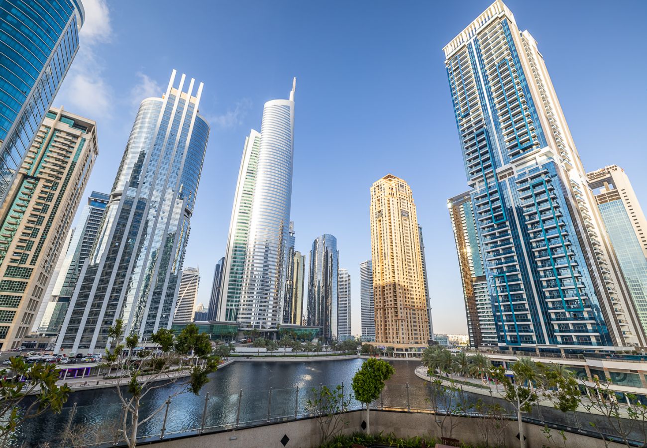 Апартаменты на Dubai - Stylish 1-Bedroom Apartment with Lake Views in JLT – Lake View Tower