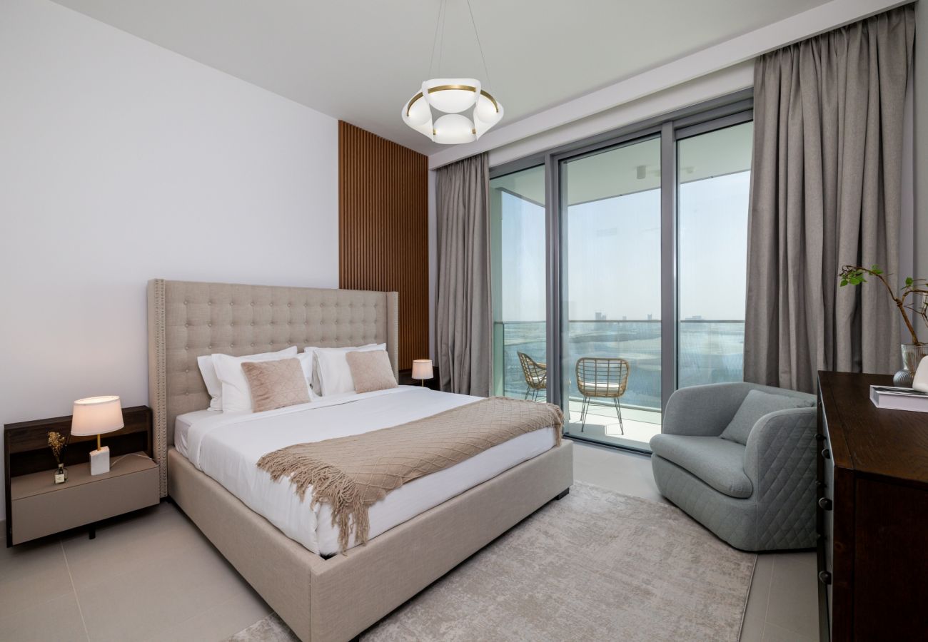Апартаменты на Dubai - Luxurious 2-Bedroom Apartment with Burj Khalifa & Waterfront Views 