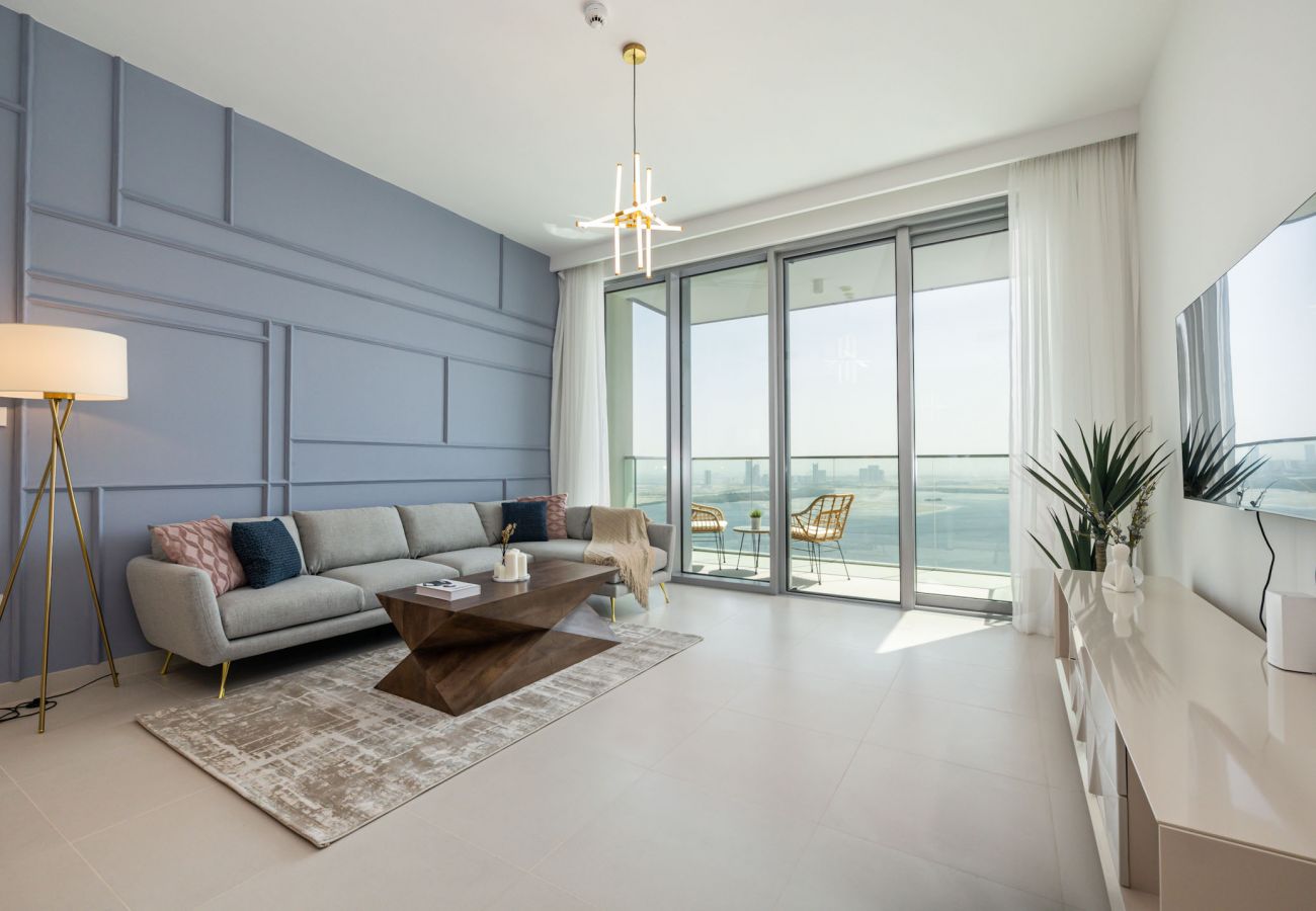 Апартаменты на Dubai - Luxurious 2-Bedroom Apartment with Burj Khalifa & Waterfront Views 