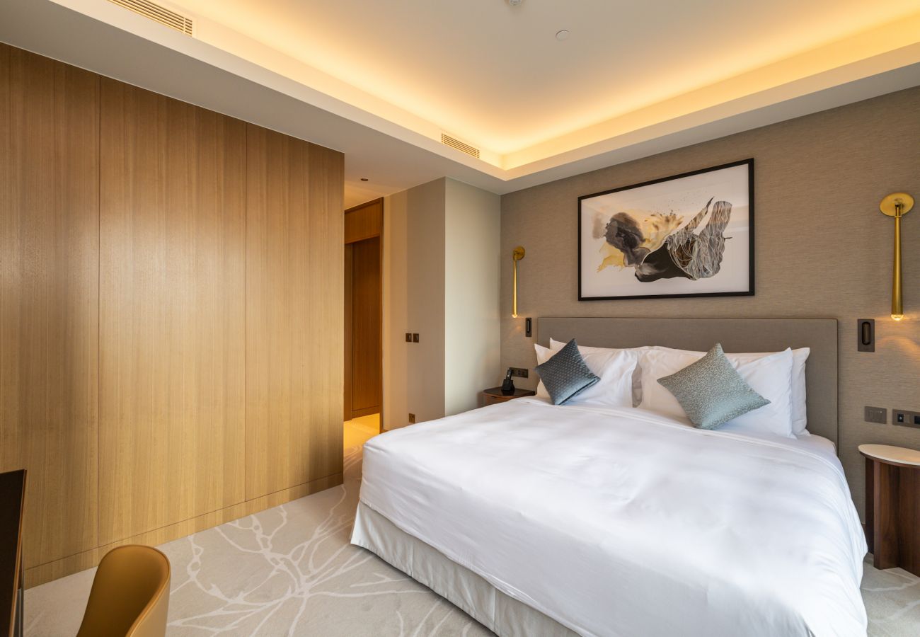 Апартаменты на Dubai - Elegant 1-Bedroom Apartment in Downtown Dubai – Address Opera