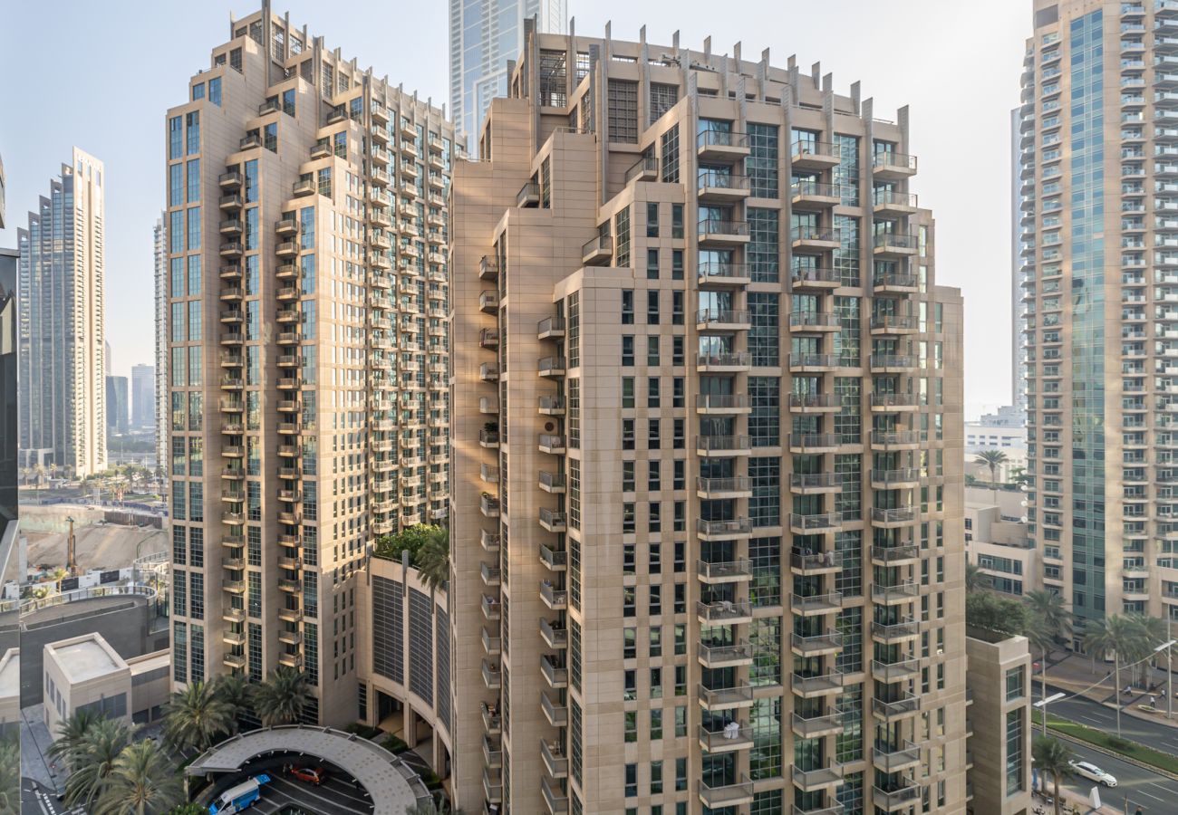 Апартаменты на Dubai - Elegant 1-Bedroom Apartment in Downtown Dubai – Address Opera