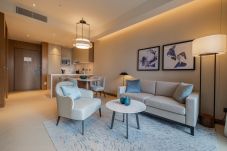 Апартаменты на Dubai - Residential Apartment I Fully Equipped I The Address Dubai Opera 