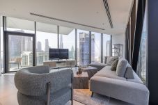 Апартаменты на Dubai - 3BDR Apartment + Maid Room / Burj Khalifa View