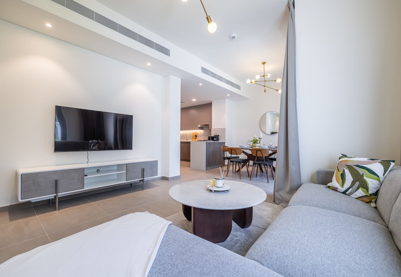Таунхаус на Dubai - Elegant villa with 3 BDR I Maid Room I Garden /B51