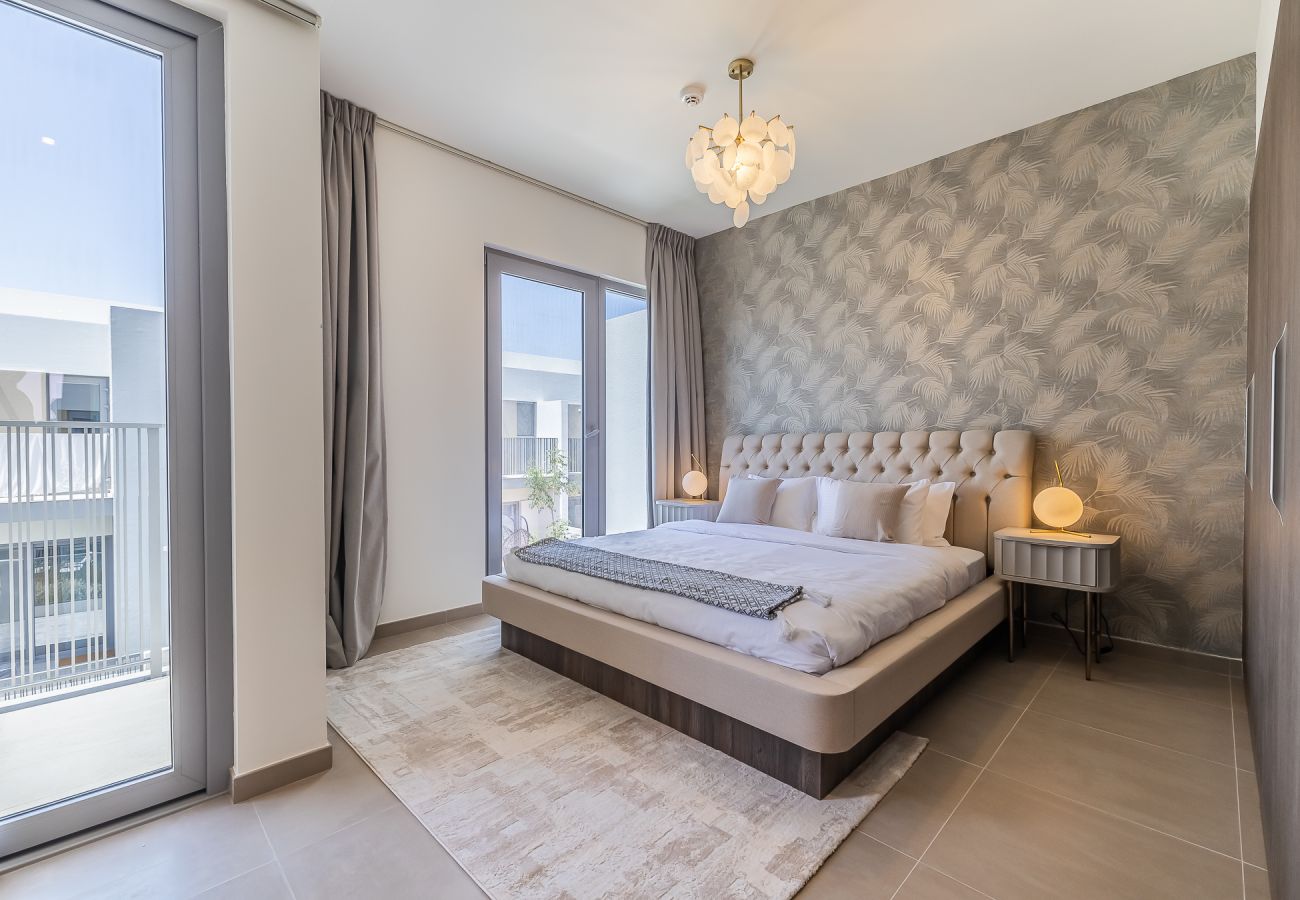 Таунхаус на Dubai - Elegant villa with 3 BDR I Maid Room I Garden /B51