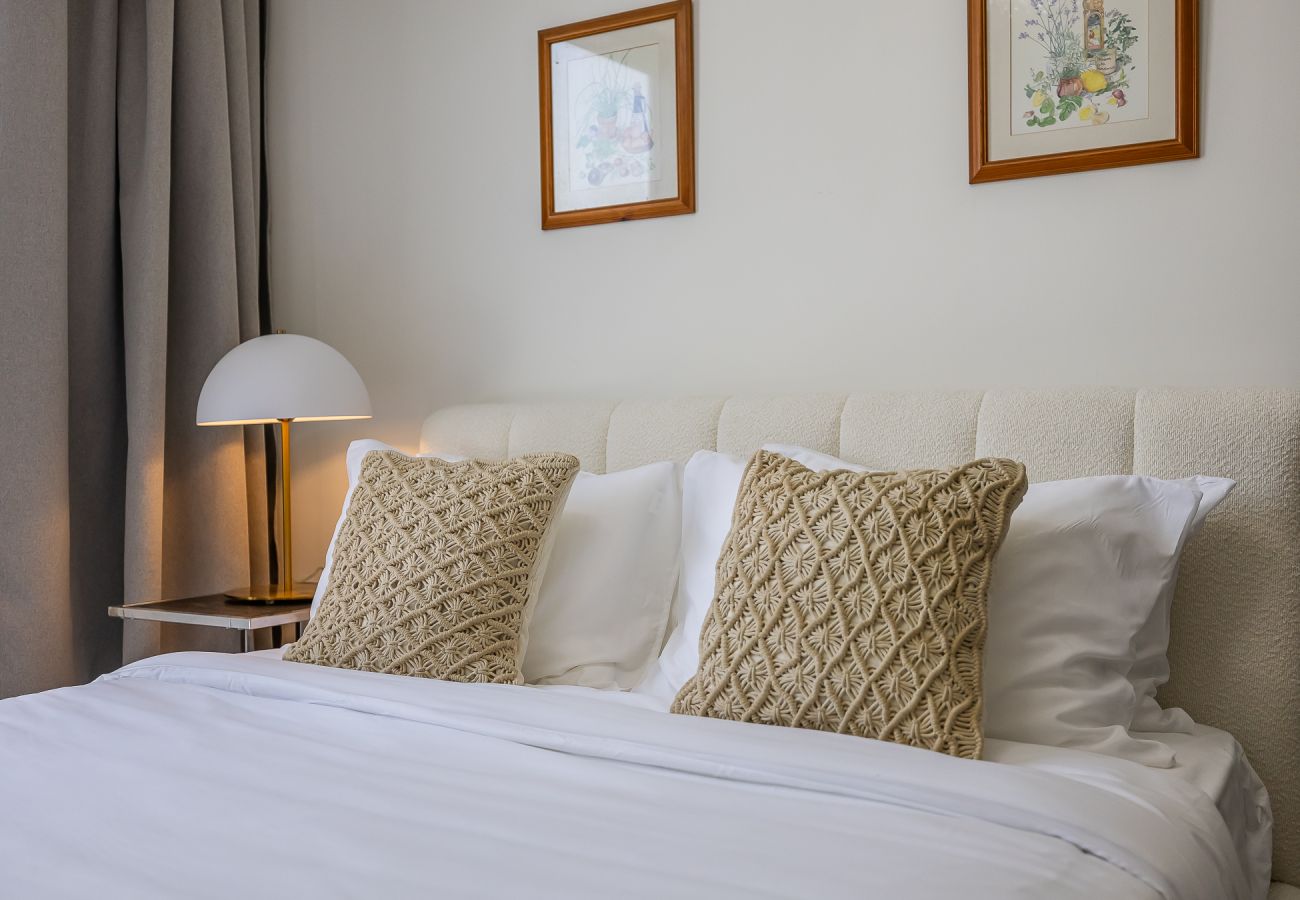 Таунхаус на Dubai - Elegant villa with 3 BDR I Maid Room I Garden /B51