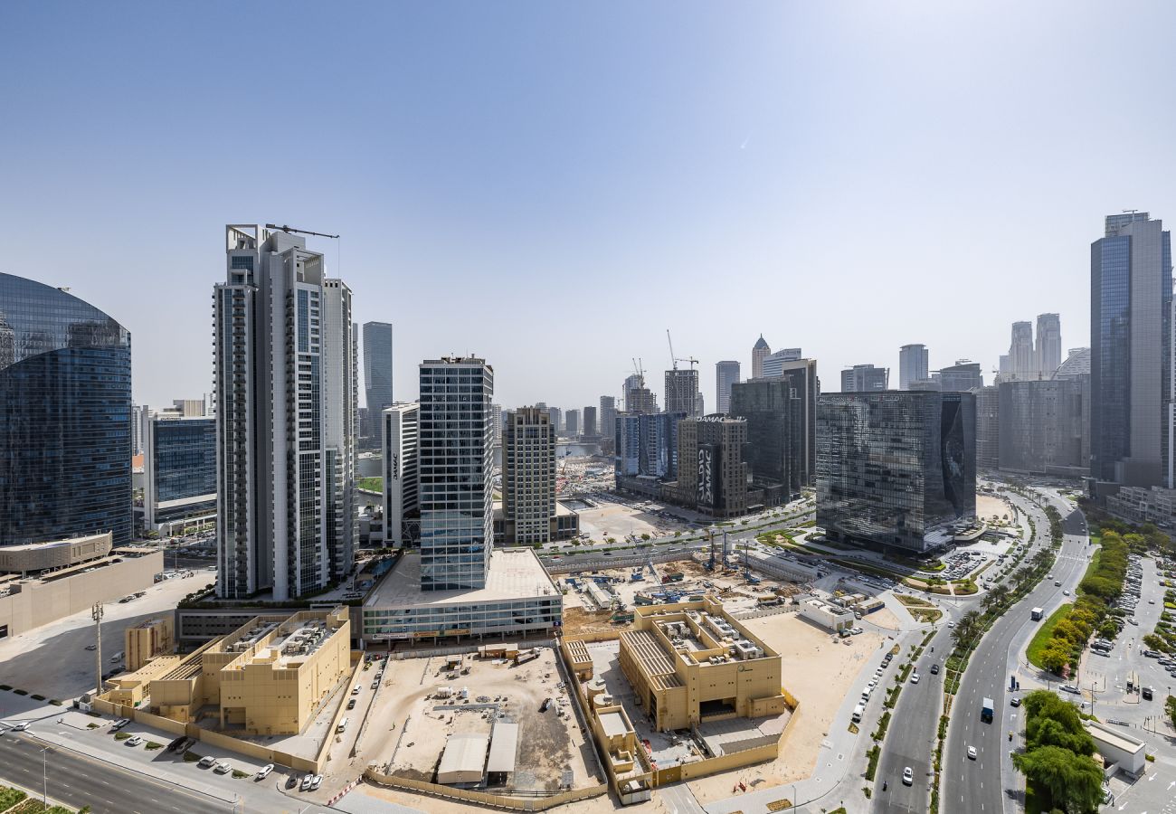 Апартаменты на Dubai - Studio Next to Burj Khalifa / Large Balcony With City View