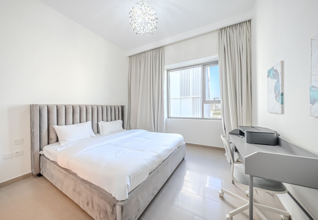 Апартаменты на Dubai - Charming 2-Bedroom Apartment in Dubai Hills with Stunning City Views