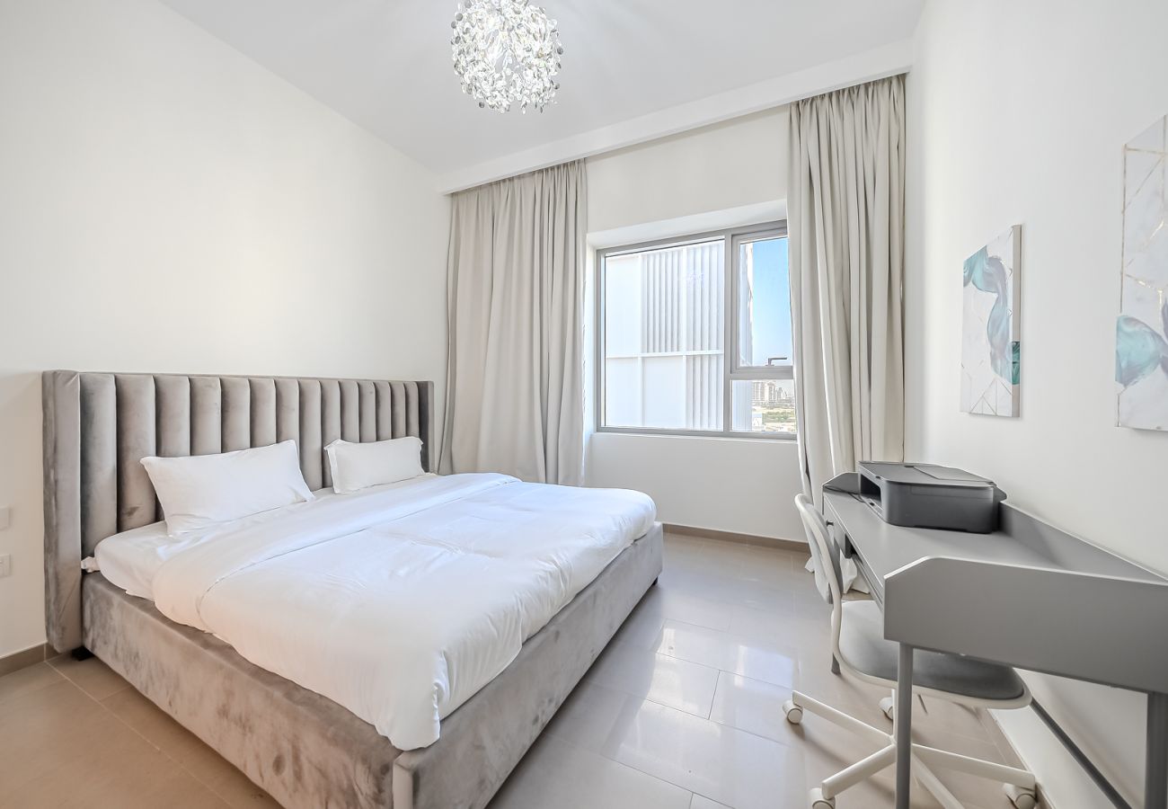 Апартаменты на Dubai - Charming 2-Bedroom Apartment in Dubai Hills with Stunning City Views