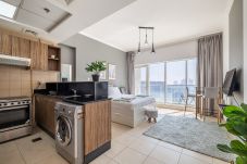 Квартира-студия на Dubai - Studio Apartment close to Burj Khalifa