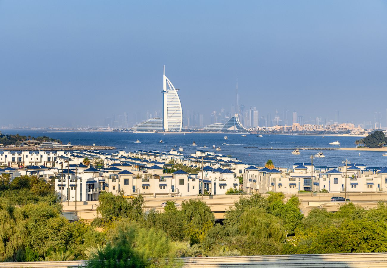 Апартаменты на Dubai - Elegant 1-Bedroom Apartment in Fairmont Residences South on The Palm