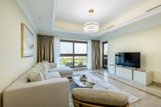 Апартаменты на Dubai - Newly furnished 1BDR on The Palm Fairmont South Residences 