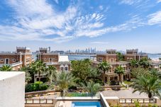 Апартаменты на Dubai - Renovated 4BDR in Palm Jumeirah