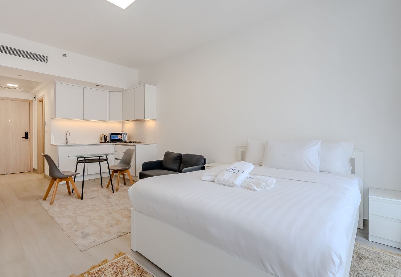 Апартаменты на Dubai - Stunning studio Apartment in JVC I Luma 