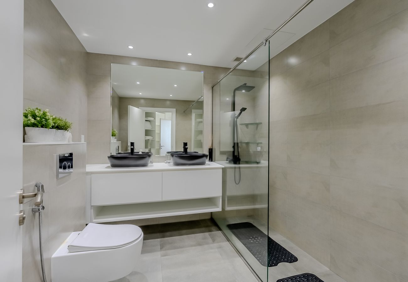 Апартаменты на Dubai - Elegant 2-Bedroom Apartment | Al Hatimi, Palm Jumeirah