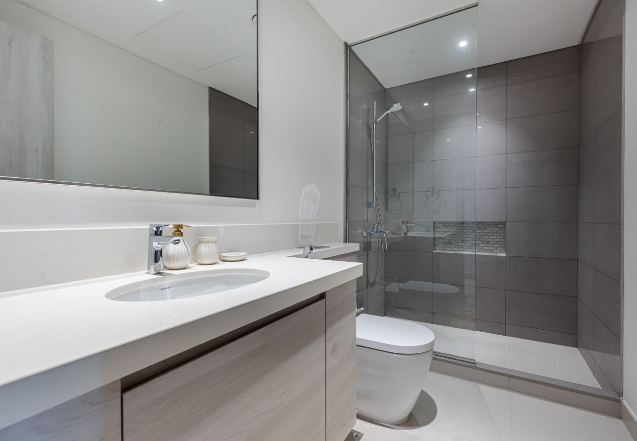 Апартаменты на Dubai - Luxurious 2-Bedroom Apartment | Breathtaking Views | Dubai Creek Harbour