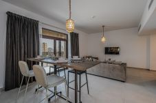 Апартаменты на Dubai - Newly furnished 2BDR Apartment I Madinat Jumeirah Living I Asayel 3 511 