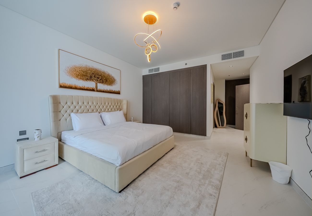 Апартаменты на Dubai - Spacious Crystal Lagoons View I MBR I 3BDR + Maid Room 