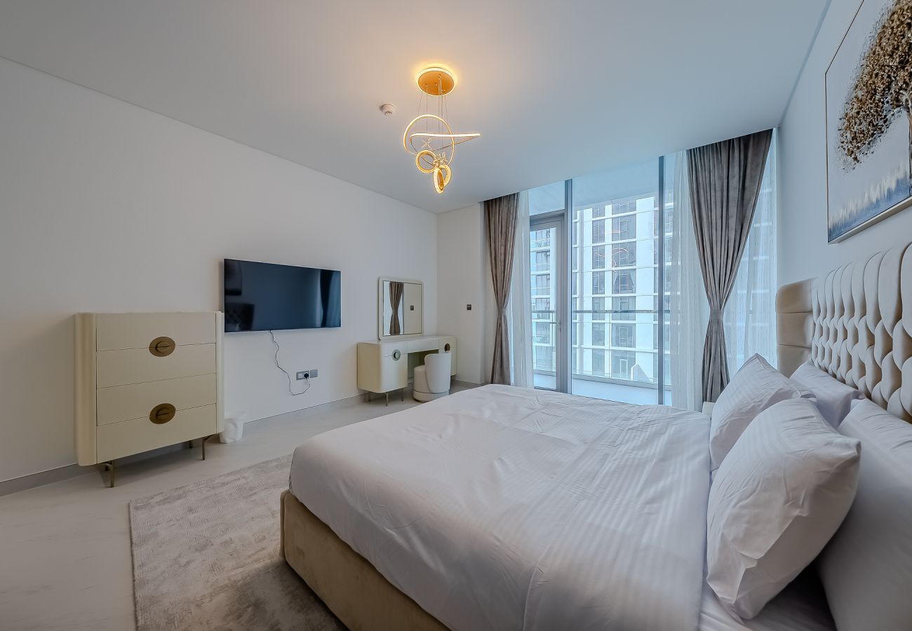 Апартаменты на Dubai - Spacious Crystal Lagoons View I MBR I 3BDR + Maid Room 