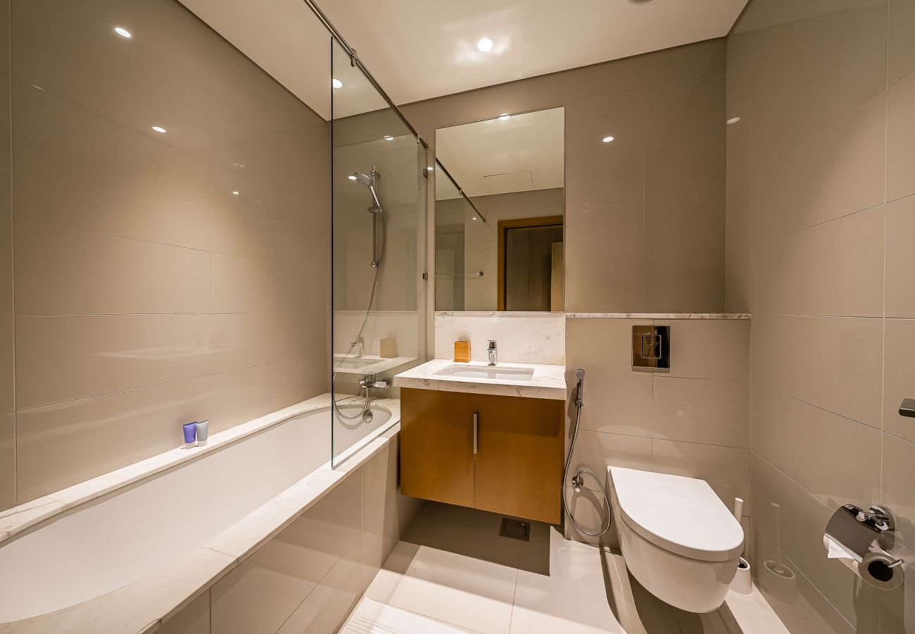 Апартаменты на Dubai - Elegant 2-Bedroom Apartment in Dubai Hills – Modern Comfort & City Views