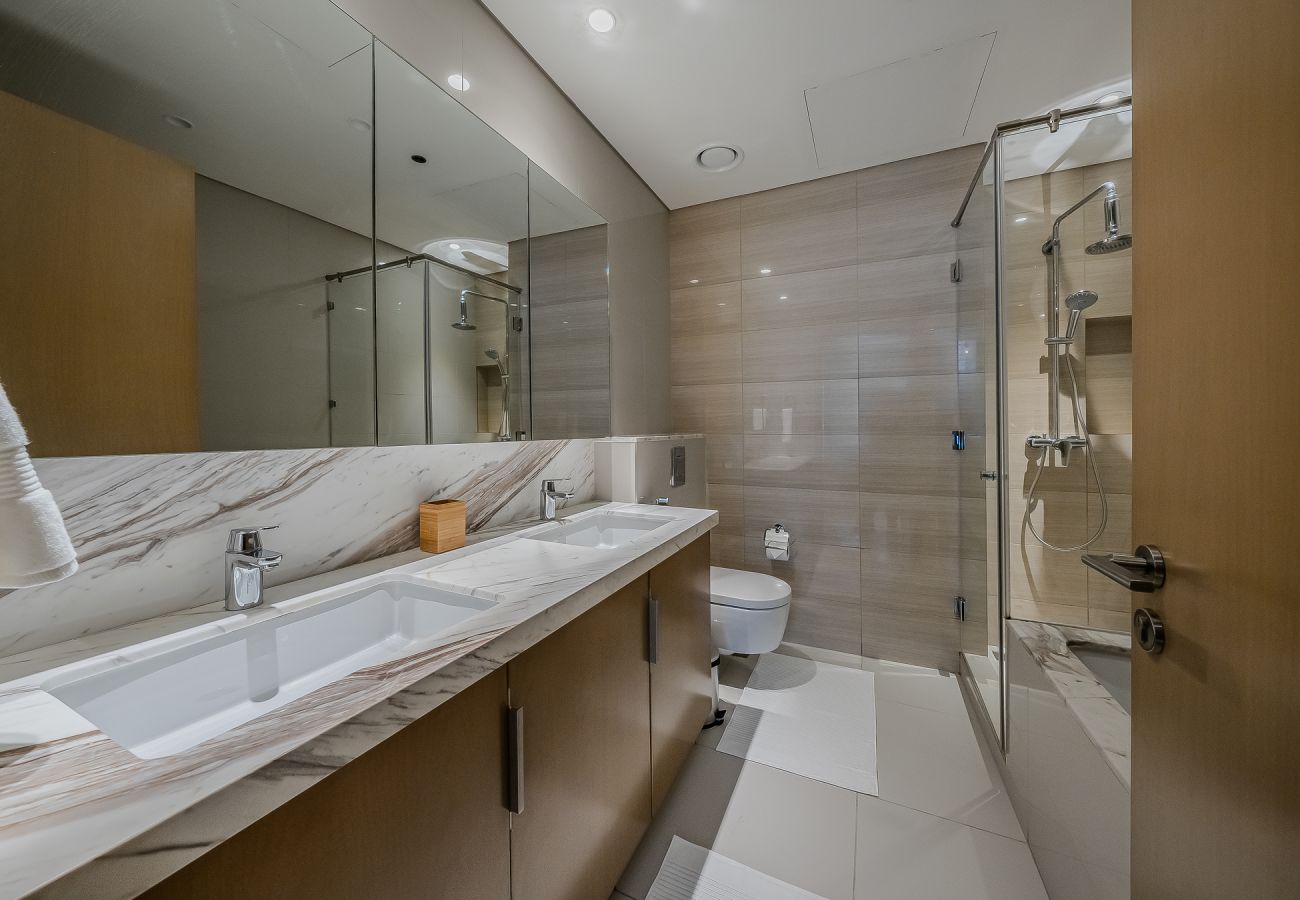 Апартаменты на Dubai - Elegant 2-Bedroom Apartment in Dubai Hills – Modern Comfort & City Views