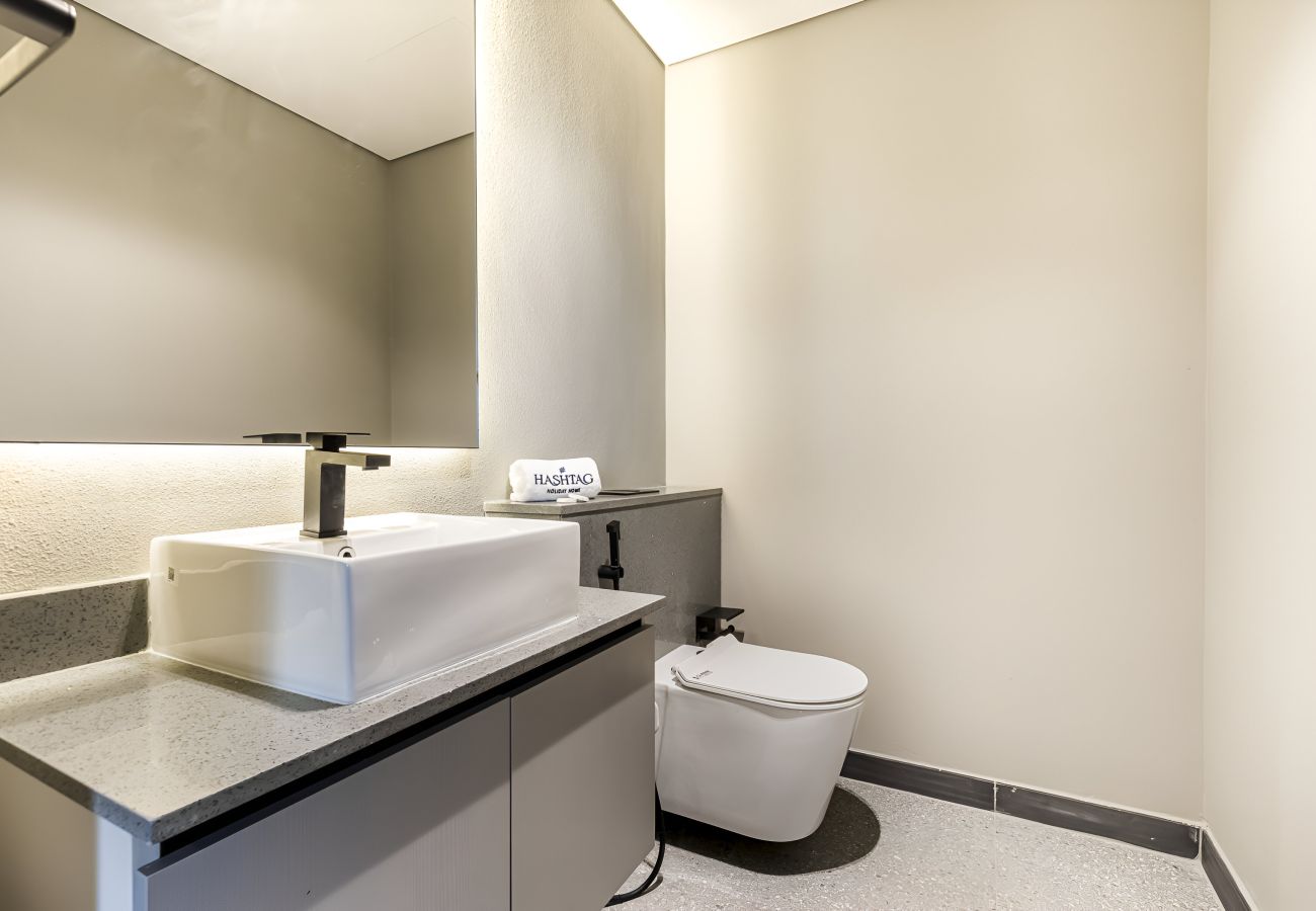 Апартаменты на Dubai - Elegant 1-BDR Apartment in MBR City I District