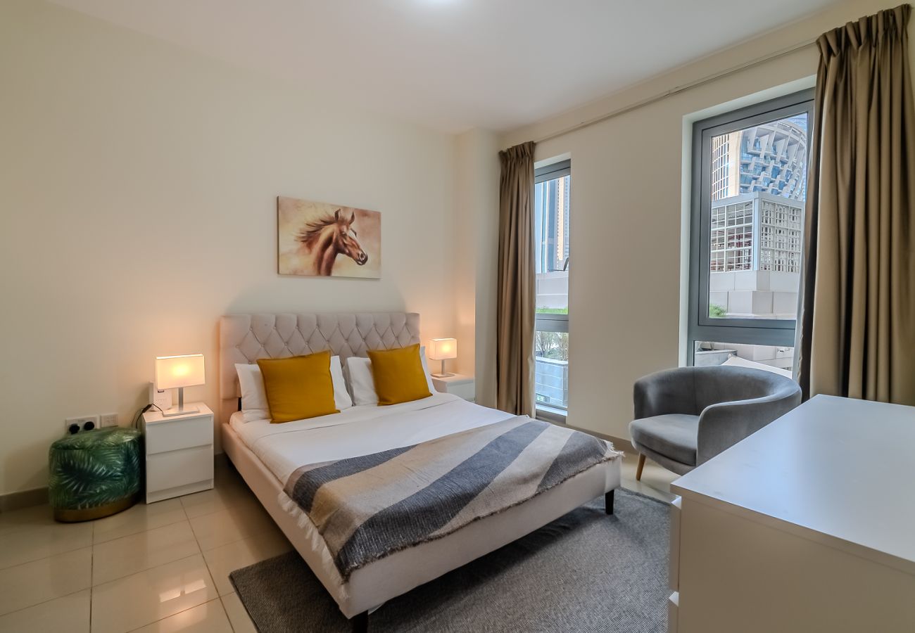 Апартаменты на Dubai - Spacious 1BDR Apartment with partial Burj Khalifa view