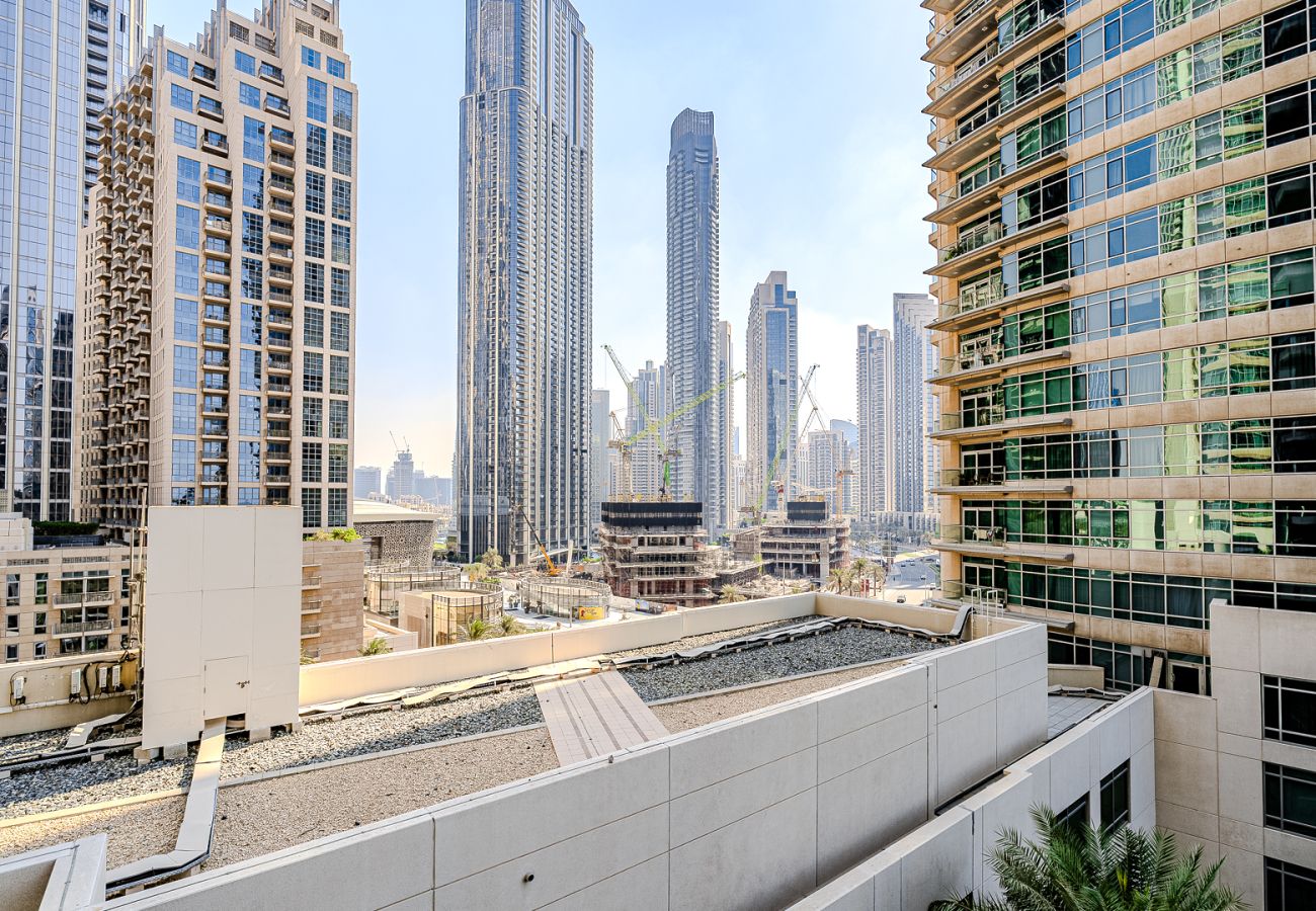 Апартаменты на Dubai - Stylish 2-Bedroom Apartment with Iconic Views | The Lofts, Downtown Dubai