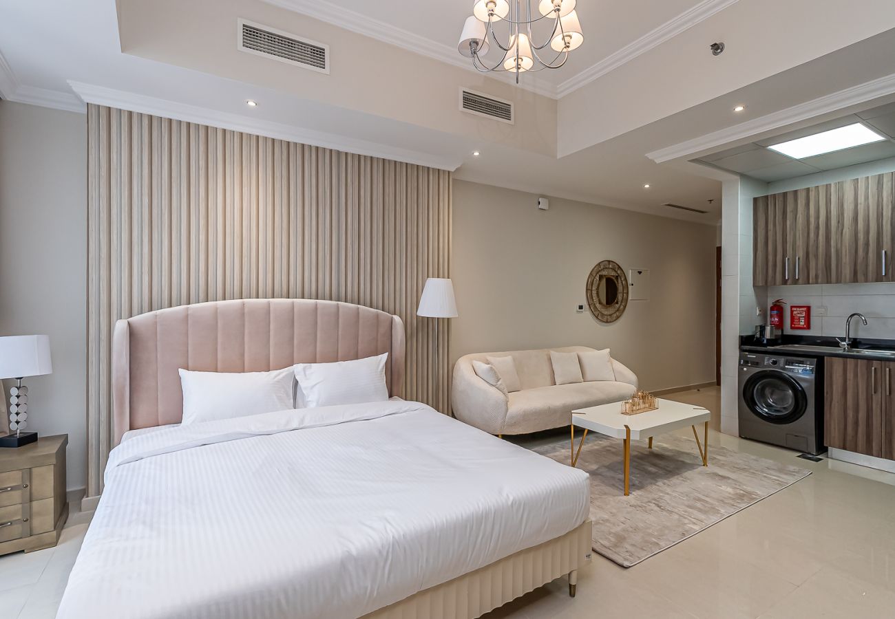 Апартаменты на Dubai - Bright & Stylish Studio Apartment in the Heart of Downtown Dubai