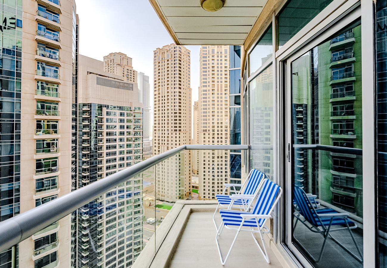 Апартаменты на Dubai - Newly renovated 1 BDR apartment in Dubai Marina