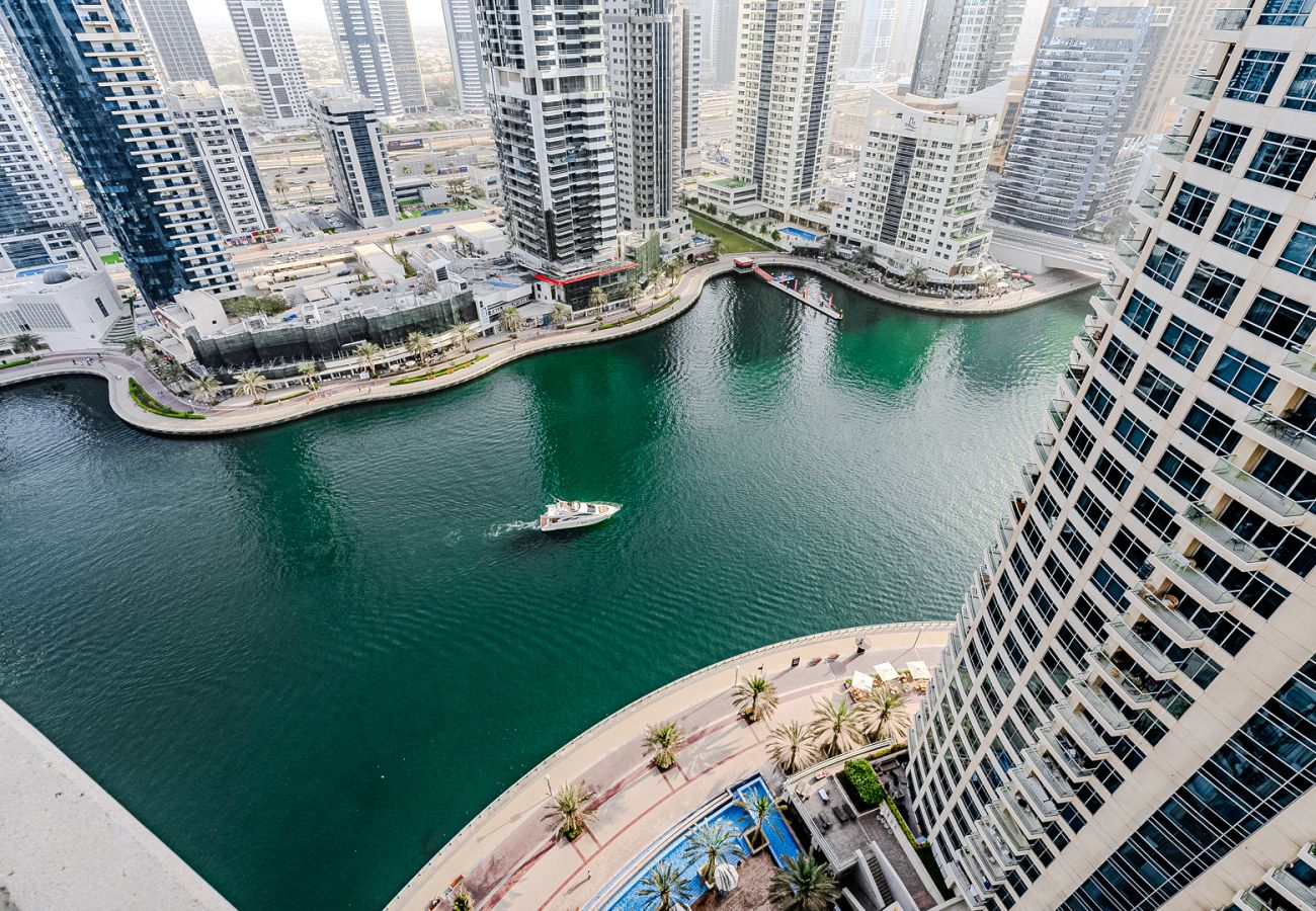 Апартаменты на Dubai - Newly renovated 1 BDR apartment in Dubai Marina