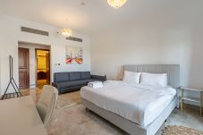 Апартаменты на Dubai - Newly furnished 1BDR apartment in The Palm Fairmont