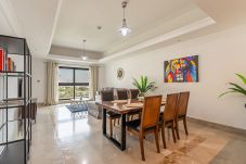 Апартаменты на Dubai - Newly furnished 1BDR apartment in The Palm Fairmont