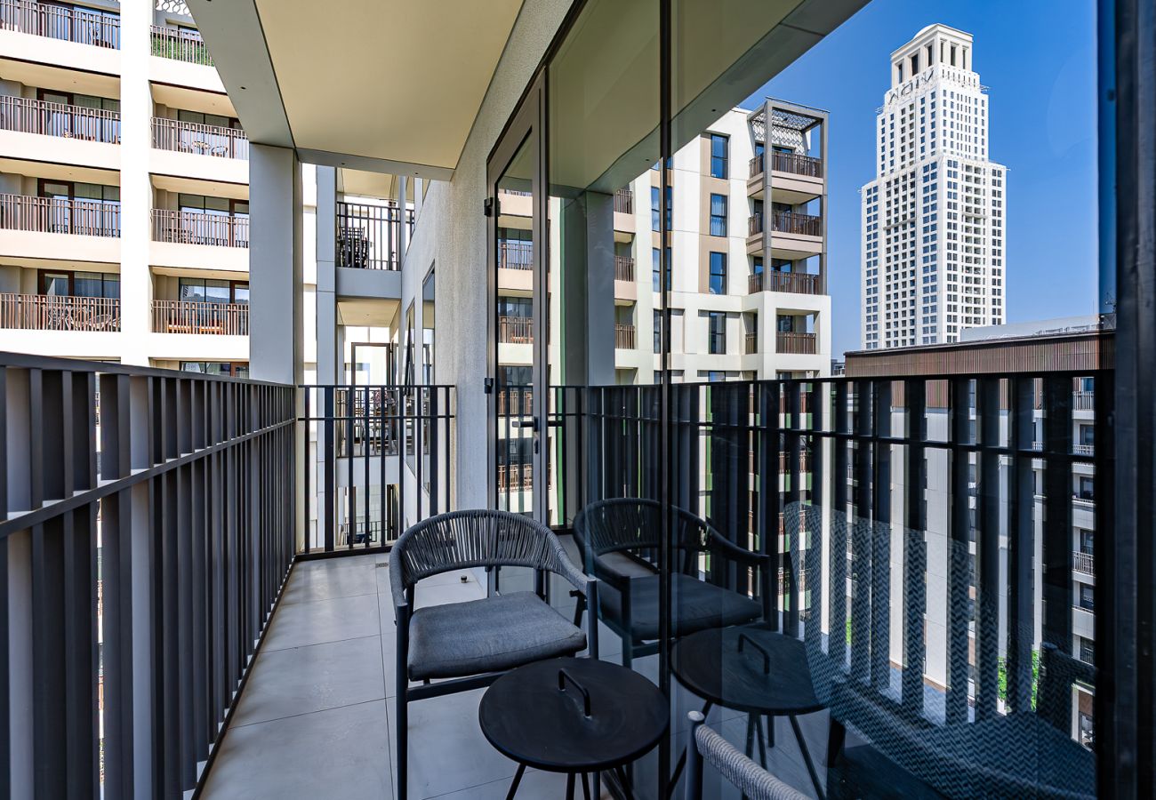 Апартаменты на Dubai - Elegant 1BDR apartment in Creek with Pool View