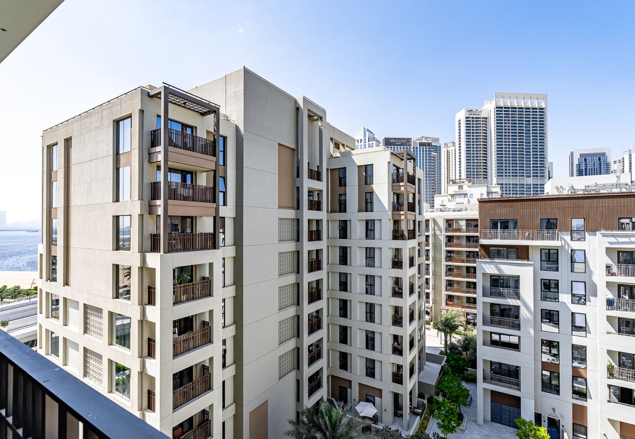 Апартаменты на Dubai - Elegant 1BDR apartment in Creek with Pool View